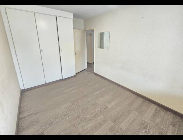 2 BEDROOM APARTMENT FOR SALE IN NEW REDRUTH